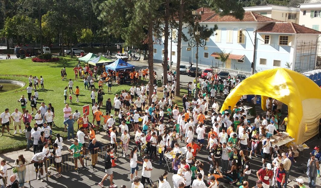 corrida palacio amarelo