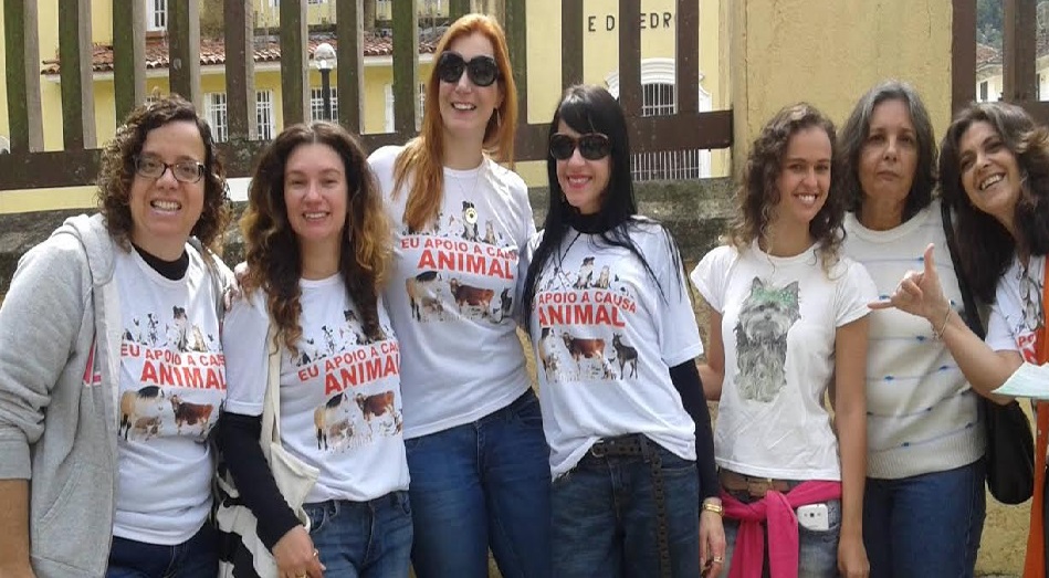 protetoras de animais