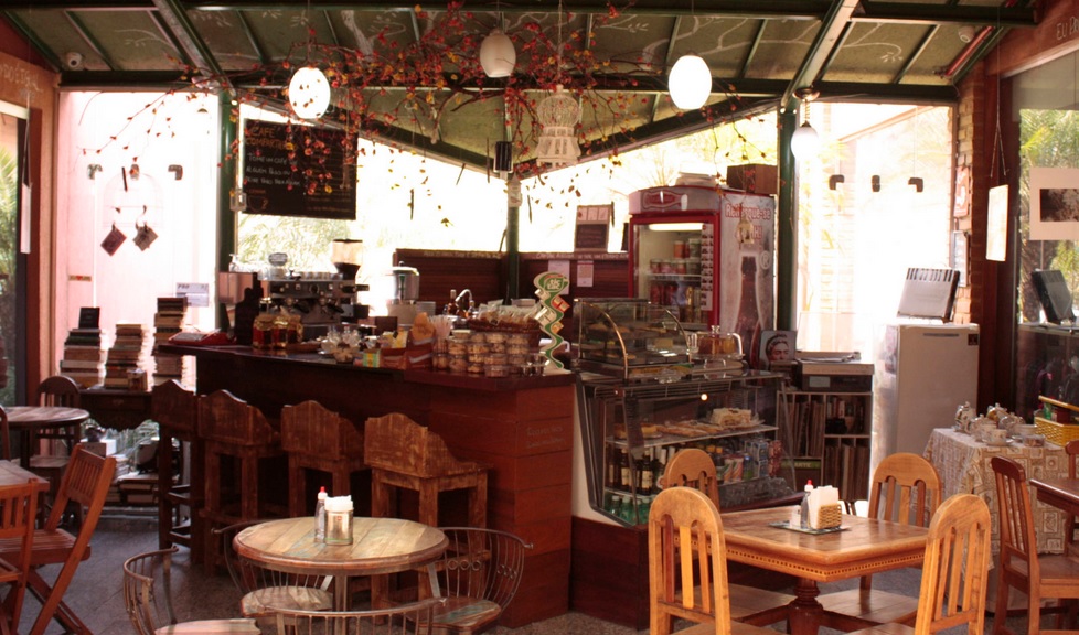 café