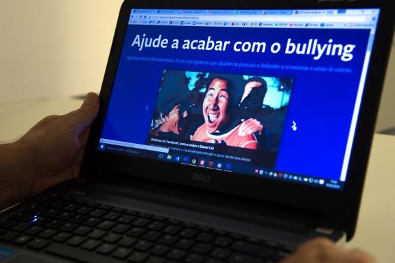 bullying facebook