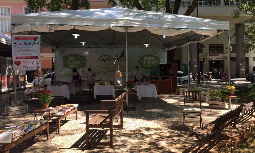 praça florida de livros