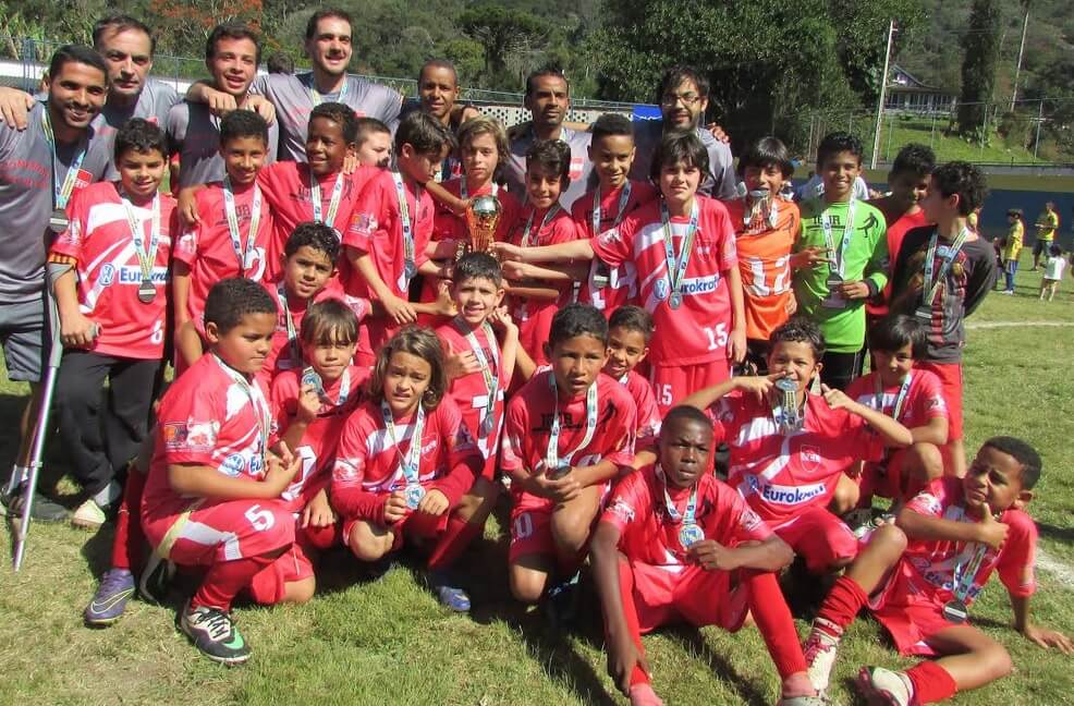 correas sub 11