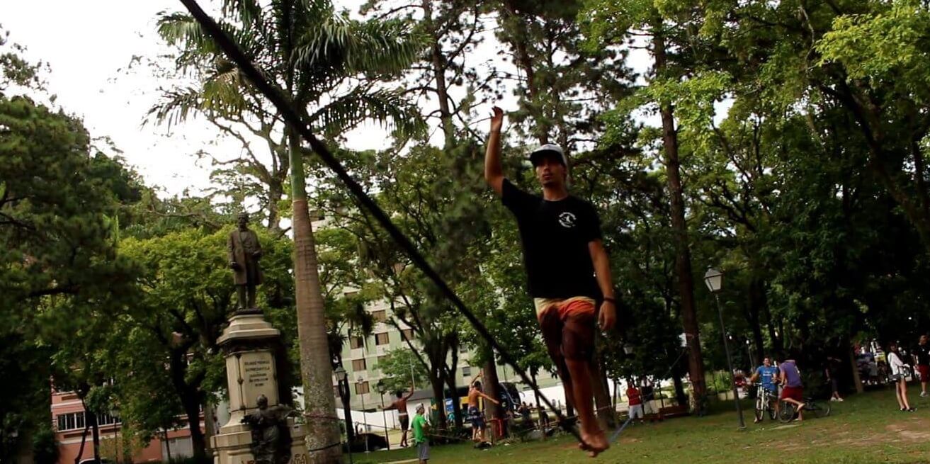 movimento-slack-serrano-2