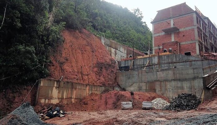 obra irregular
