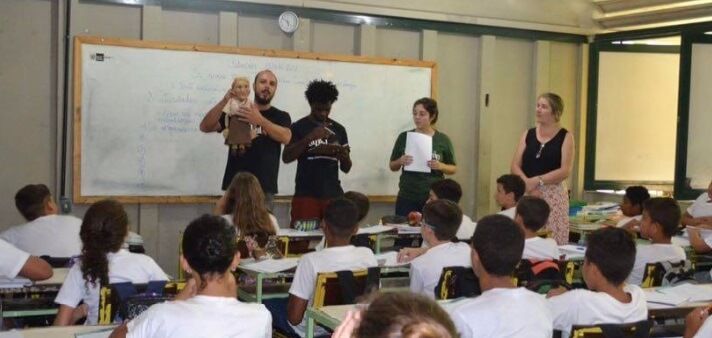oficina de Teatro de Bonecos e Animação